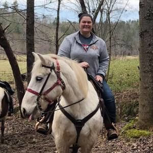 Meet your Posher, Ashley